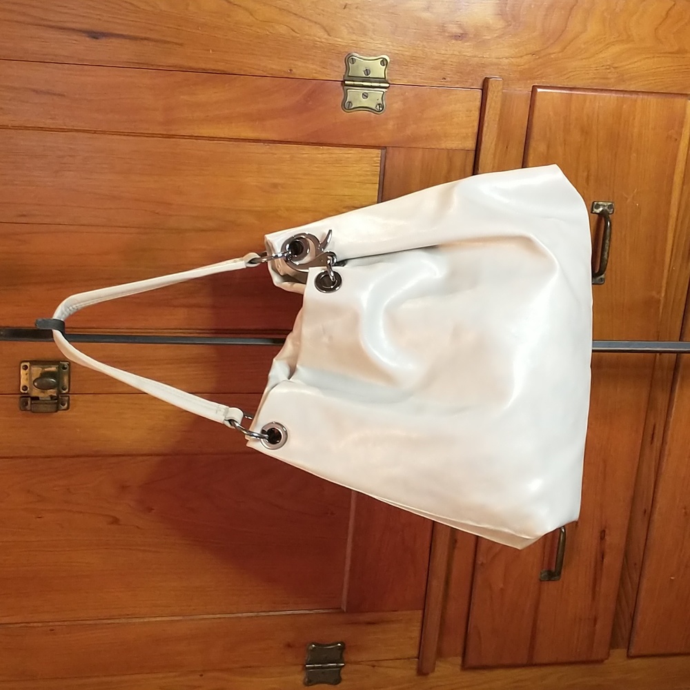 Simply Vera By Vera Wang White Leather Hobo Shoulder Bag